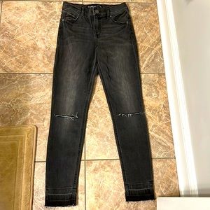 Express ankle legging high-rise size 2 regular with a frayed hem